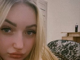 Эротический видеочат RobinThompson