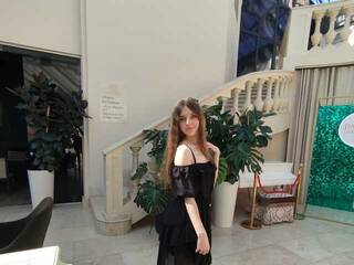 Эротический видеочат -KittyDoll-Meow-