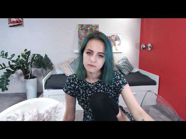 Скриншоты трансляции RosalynHelsin