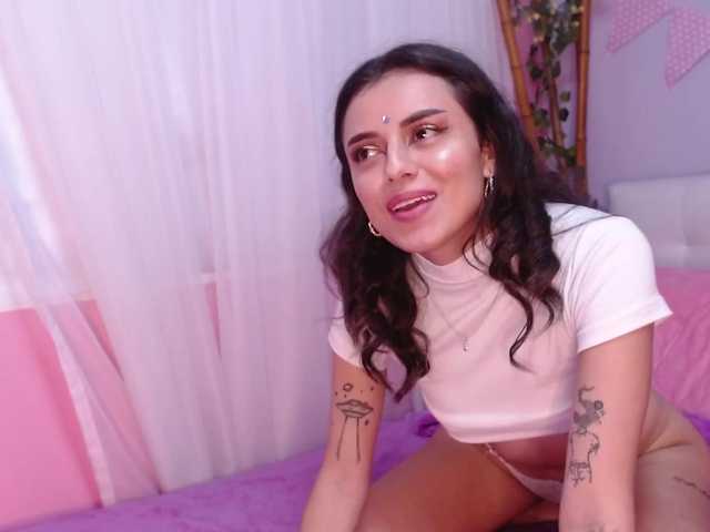 Скриншоты трансляции rosalynn