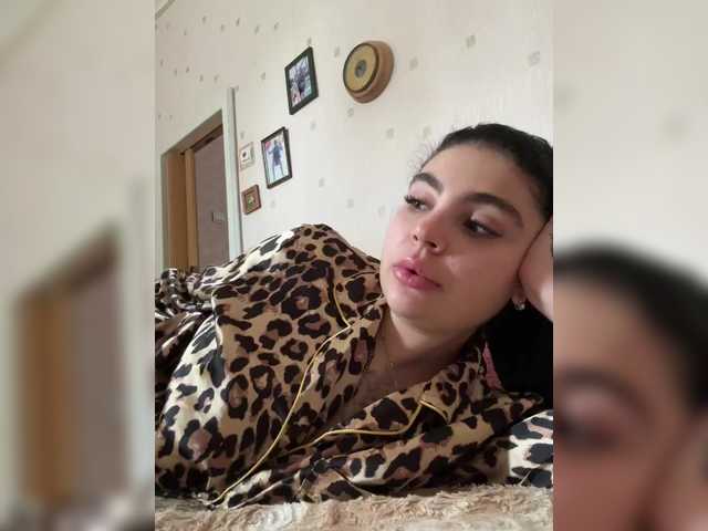 Скриншоты трансляции RoseMoonn