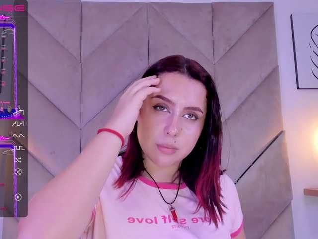 Скриншоты трансляции Roxanne_M