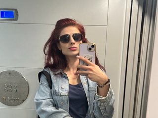 Эротический видеочат RoxyLover