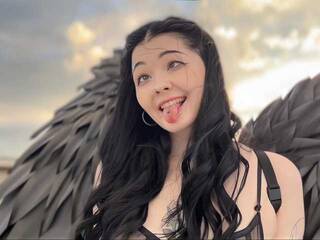 Эротический видеочат RoxyNilll