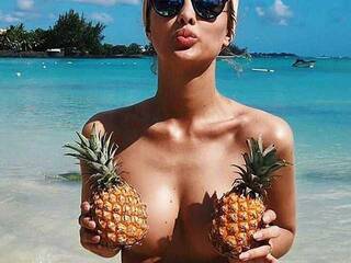 Эротический видеочат Royal_candy