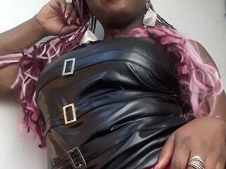 Эротический видеочат RubyQveen