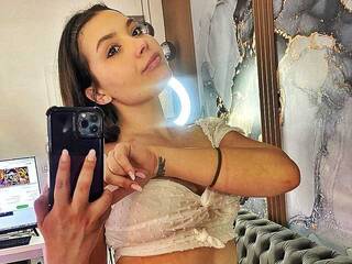 Эротический видеочат RubyxBanks