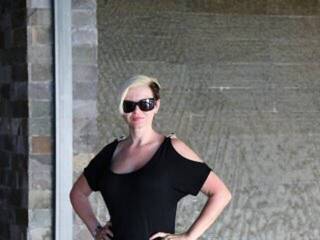 Эротический видеочат SabriCastello