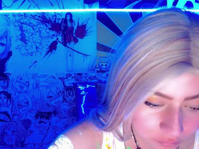 Скриншоты трансляции SabrinaOlson