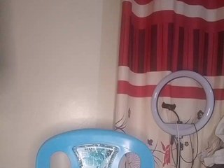 Эротический видеочат Saffronsin