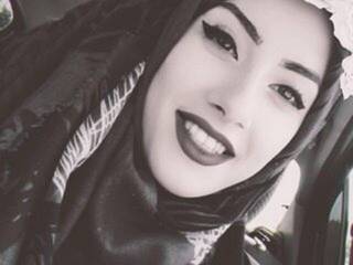 Эротический видеочат SahaDaian