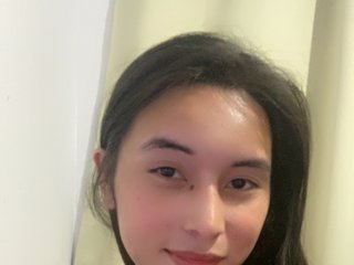 Эротический видеочат SakuraCorpuz