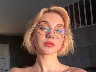 Эротический видеочат sakuramt