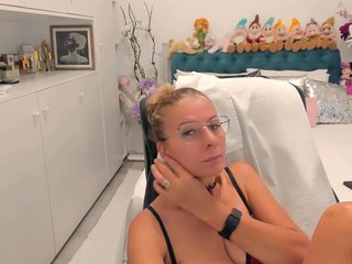 Эротический видеочат SalomeJade