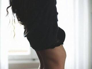 Эротический видеочат SammerWhite