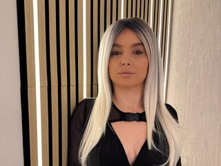 Эротический видеочат SarahAnn_Official