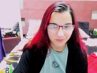 Эротический видеочат Sarahlunaxx
