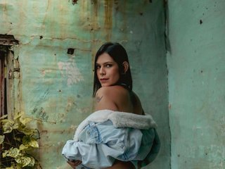 Эротический видеочат sarahyates
