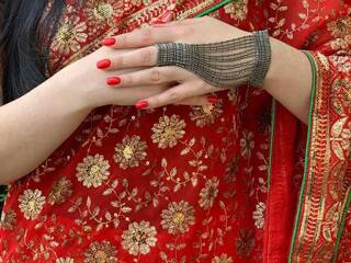 Эротический видеочат Saranya