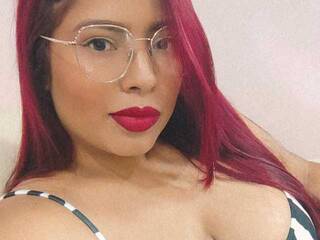 Эротический видеочат SaraRuizz