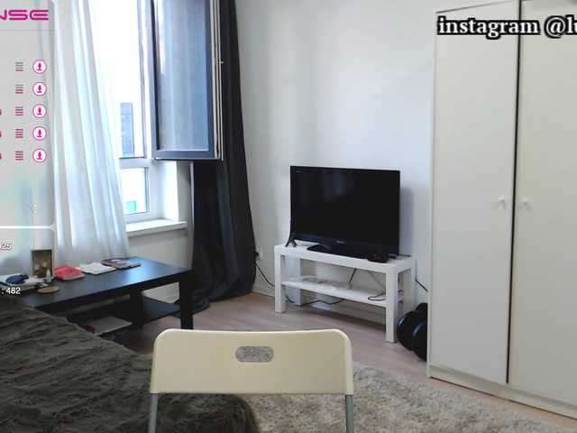 Скриншоты трансляции SarinnnaLuv