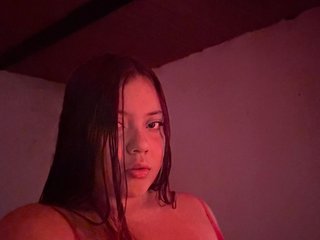 Эротический видеочат Saris-moon