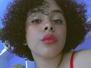 Эротический видеочат SashaStonee