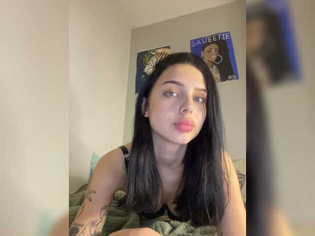 Скриншоты трансляции CandyFlipGirl