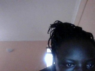 Эротический видеочат Savagequeen01