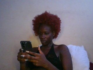 Эротический видеочат Savagetonguee