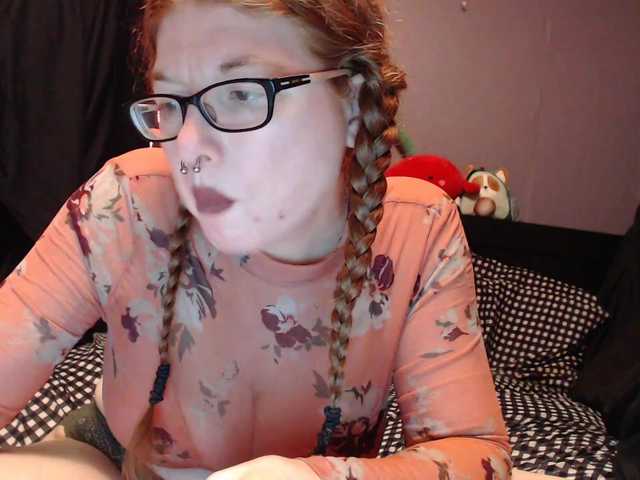 Скриншоты трансляции ScarlettJade