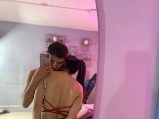 Эротический видеочат secretvelvet-fx