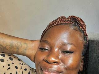 Эротический видеочат Secymelanin