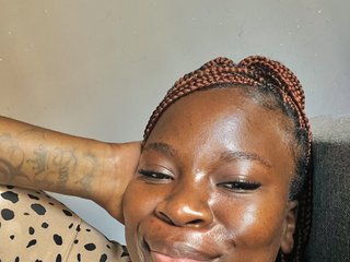 Эротический видеочат Secymelanin
