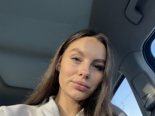 Эротический видеочат VALERIYAAA