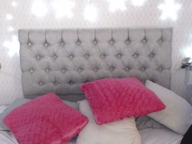 Скриншоты трансляции TiffannyKutle