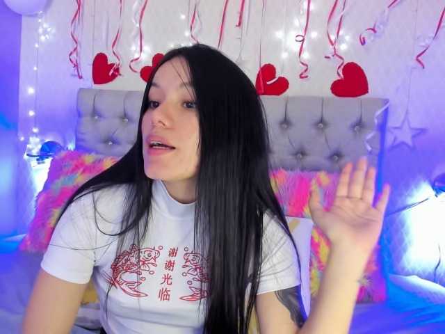 Скриншоты трансляции TiffannyKutle