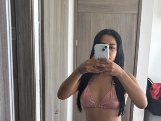 Эротический видеочат SeleneJinx