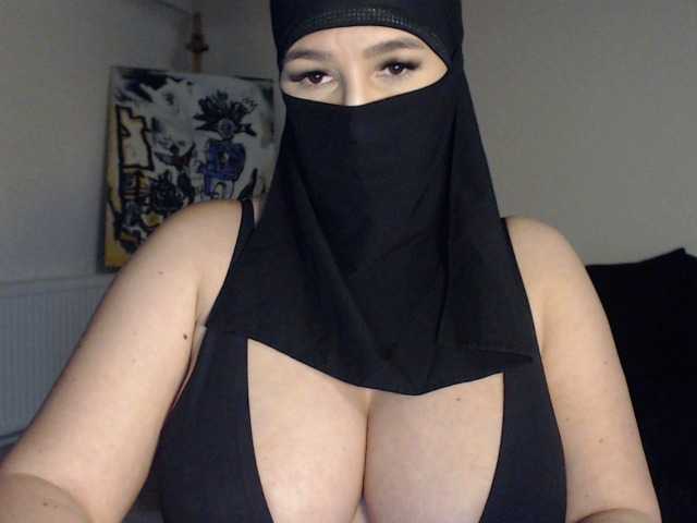 Скриншоты трансляции SelmaAzmani