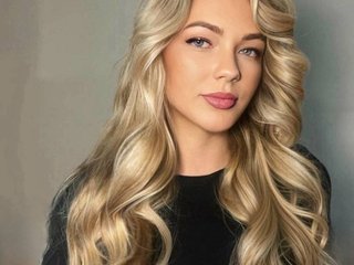 Эротический видеочат Domiana