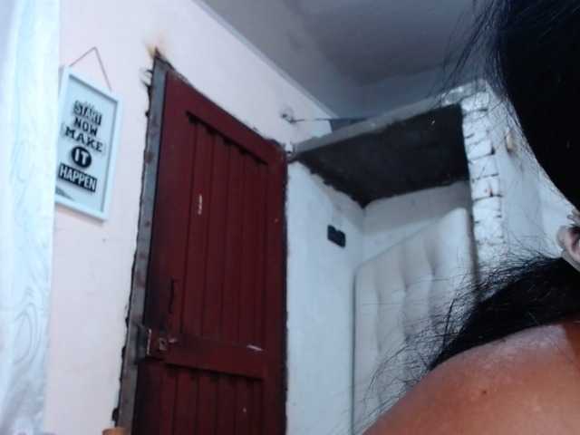 Фотографии sexadiction-1 hello guys come have fun and enjoy my show hot all day#pussy#hairy#squirt#anal#atm#dirty#deepthroat#