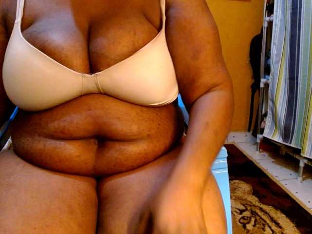 Скриншоты трансляции Sexiemama