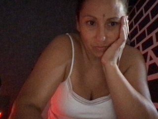 Эротический видеочат LovellyMary