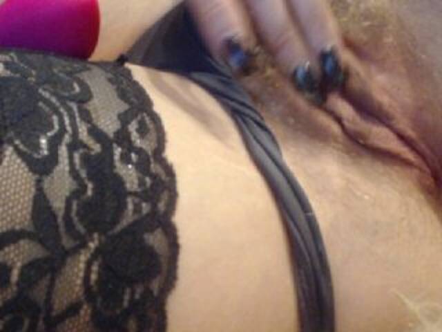 Скриншоты трансляции Sexwife75