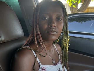 Эротический видеочат Sexxyezzy