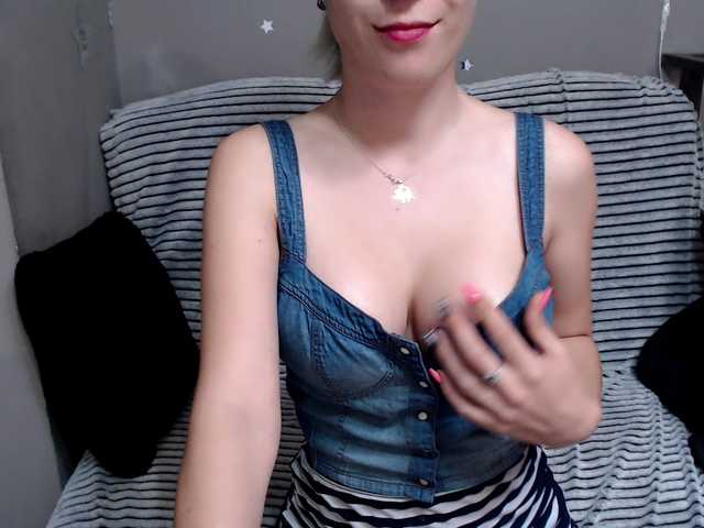 Скриншоты трансляции SexyAnnie2