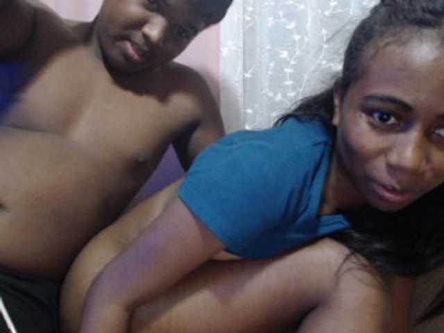 Скриншоты трансляции sexycouple32