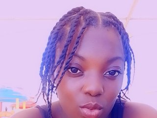 Эротический видеочат Sexycyndy