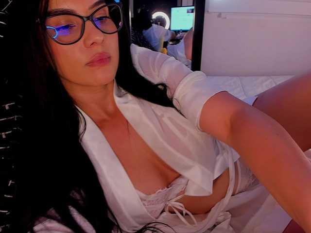 Скриншоты трансляции SexyDayanita