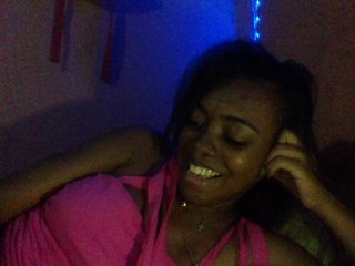 Эротический видеочат SexyFrenchDoll